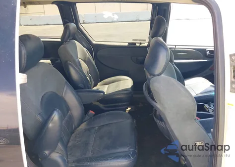 2001 Chrysler Town & Country Limited из США, поврежденный, VIN 2C8GP64L31R208574